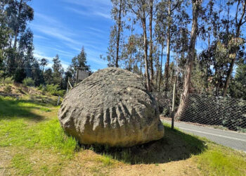 Piedra del Sol: patrimonio oculto entre San Pedro de Alcántara y Cutemu